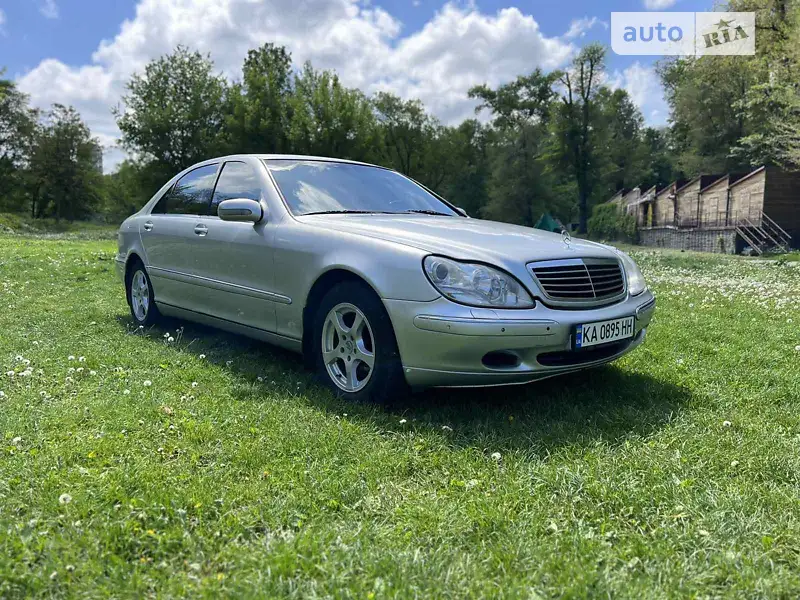 Mercedes-Benz S-Class 1999