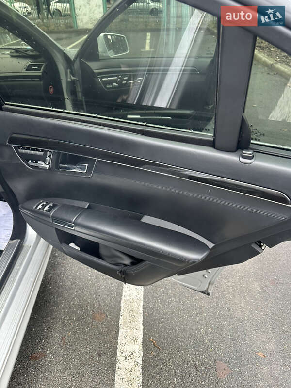 Седан Mercedes-Benz S-Class 2010 в Києві