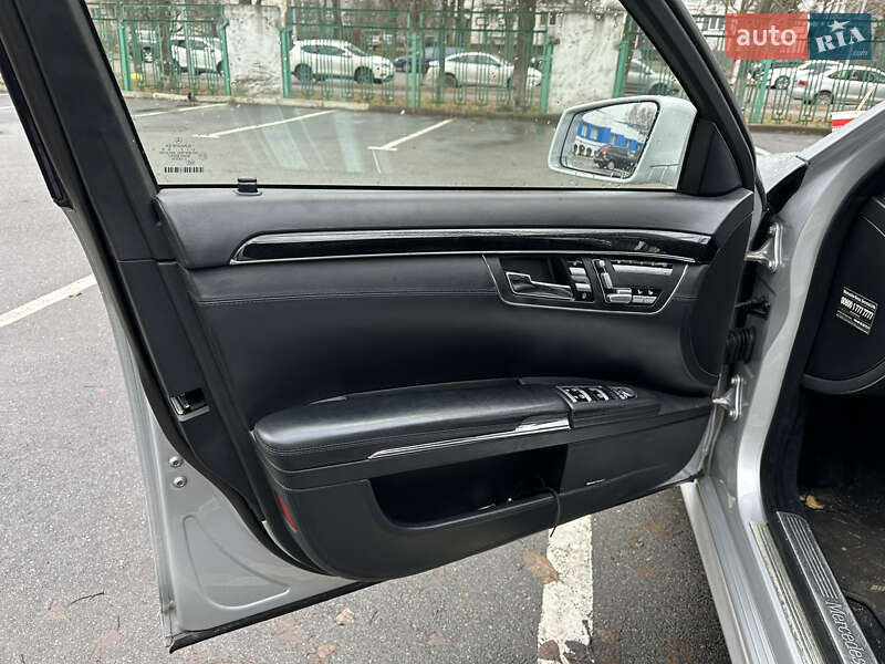 Седан Mercedes-Benz S-Class 2010 в Києві