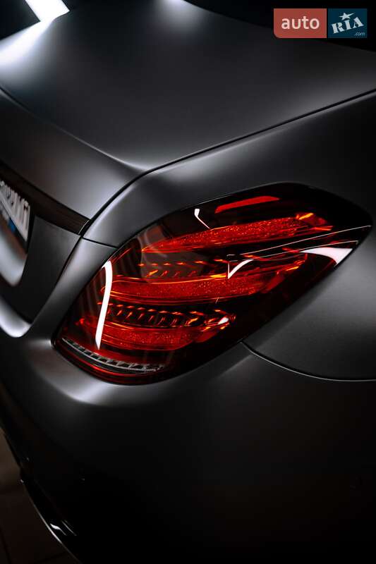 Седан Mercedes-Benz S-Class 2018 в Киеве