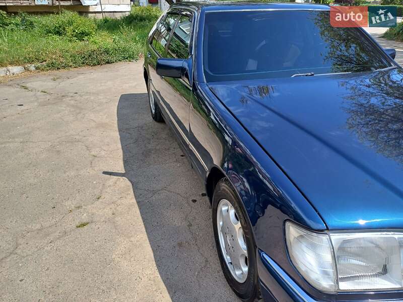 Седан Mercedes-Benz S-Class 1995 в Одессе