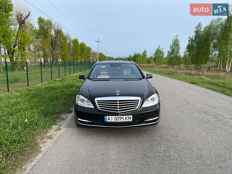 Седан Mercedes-Benz S-Class 2011 в Броварах