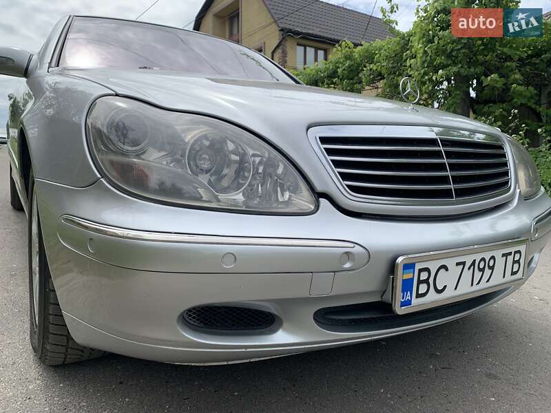 Mercedes-Benz S-Class 2001