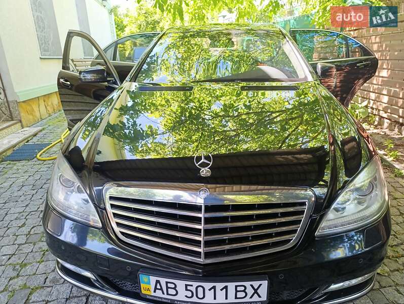 Седан Mercedes-Benz S-Class 2010 в Виннице