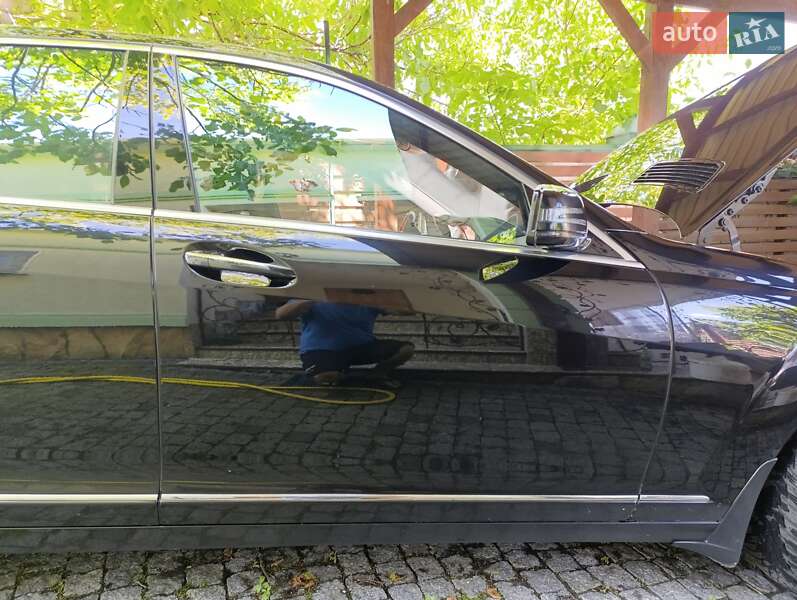 Седан Mercedes-Benz S-Class 2010 в Виннице