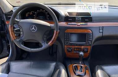 Седан Mercedes-Benz S-Class 2005 в 