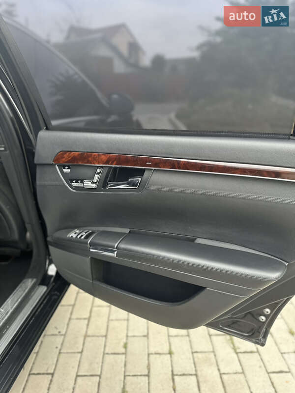 Седан Mercedes-Benz S-Class 2006 в Староконстантинове фото 19 Седан Mercedes-Benz S-Class 2006 в Староконстантинове