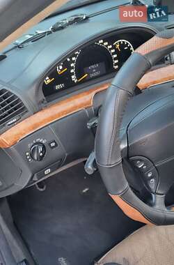 Седан Mercedes-Benz S-Class 2003 в 