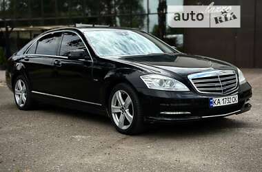 Седан Mercedes-Benz S-Class 2010 в Чернівцях