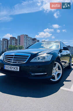 Седан Mercedes-Benz S-Class 2010 в Києві