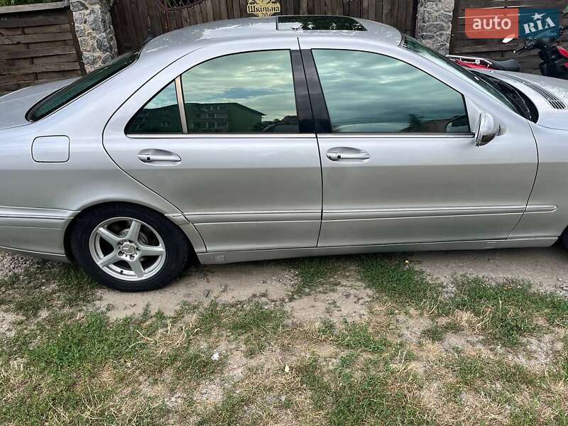 Седан Mercedes-Benz S-Class 1999 в Тростянце