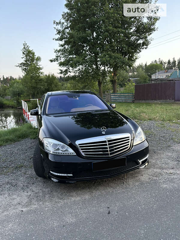 Седан Mercedes-Benz S-Class 2010 в Киеве