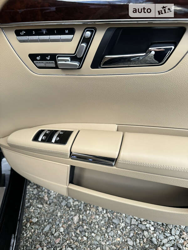 Седан Mercedes-Benz S-Class 2010 в Киеве