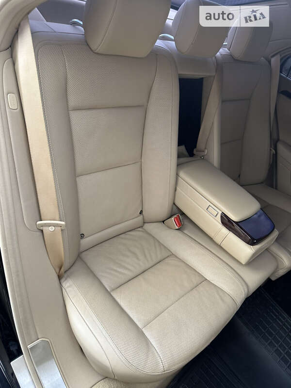 Седан Mercedes-Benz S-Class 2010 в Киеве