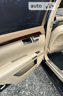 Седан Mercedes-Benz S-Class 2010 в 
