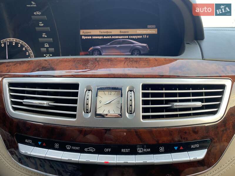 Седан Mercedes-Benz S-Class 2006 в Измаиле