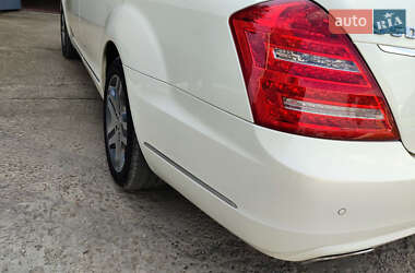 Седан Mercedes-Benz S-Class 2012 в 