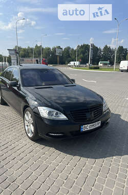 Седан Mercedes-Benz S-Class 2011 в Львове