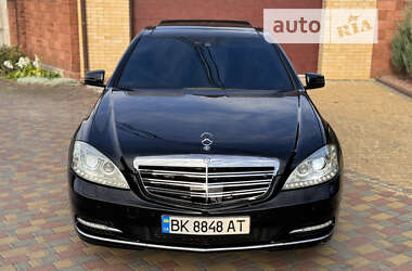 Седан Mercedes-Benz S-Class 2012 в Рівному