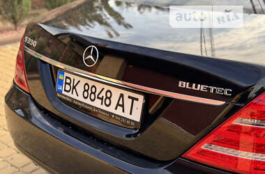 Седан Mercedes-Benz S-Class 2012 в Рівному