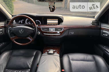 Седан Mercedes-Benz S-Class 2012 в Рівному