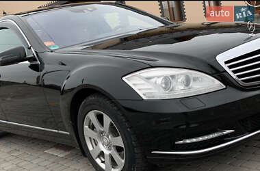 Седан Mercedes-Benz S-Class 2013 в 