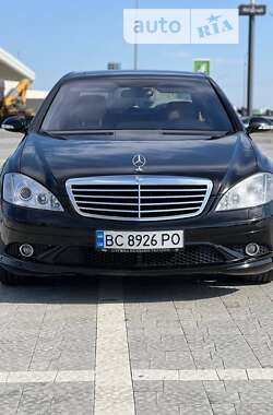 Седан Mercedes-Benz S-Class 2006 в Львове