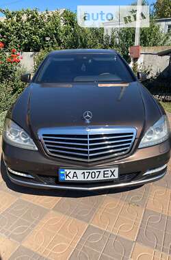 Седан Mercedes-Benz S-Class 2012 в Яготине