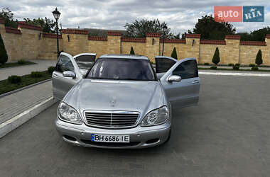 Седан Mercedes-Benz S-Class 2001 в 