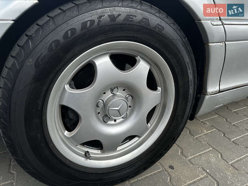 Седан Mercedes-Benz S-Class 2001 в Измаиле