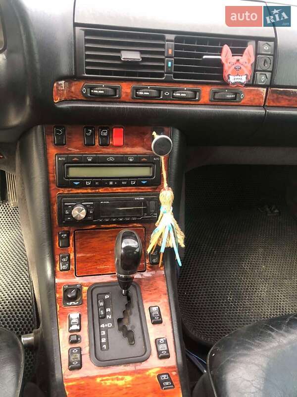 Седан Mercedes-Benz S-Class 1996 в Великій Михайлівці