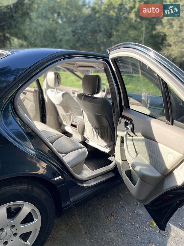 Седан Mercedes-Benz S-Class 2000 в Горохове