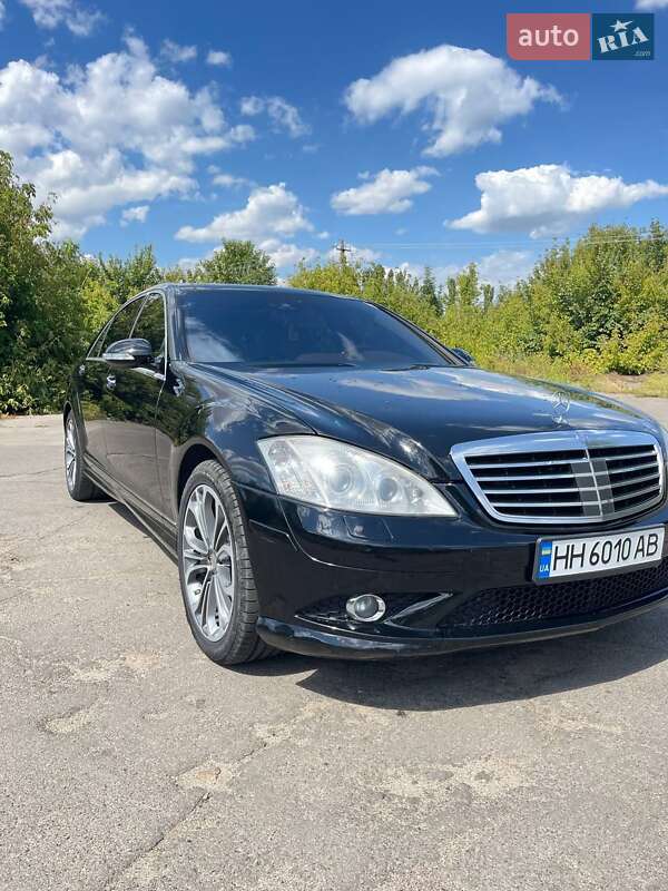 Седан Mercedes-Benz S-Class 2008 в Первомайске