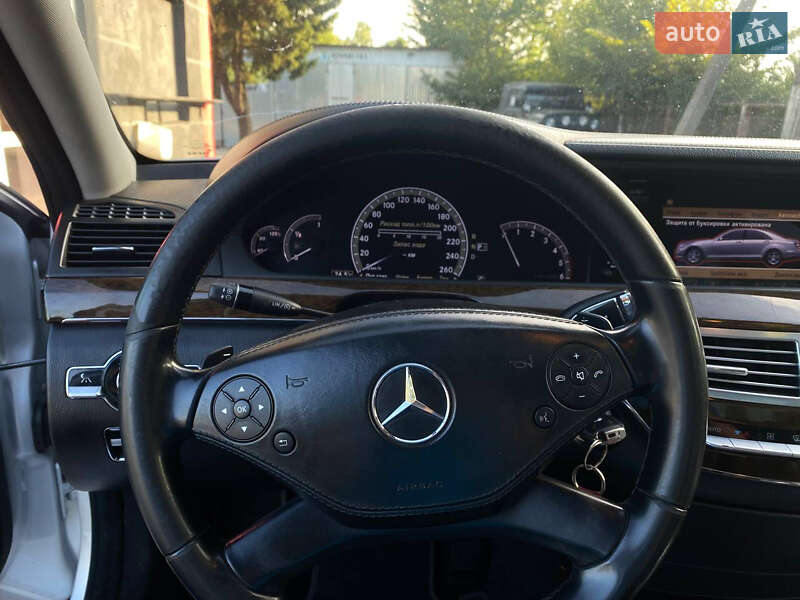 Седан Mercedes-Benz S-Class 2010 в Чернівцях фото 23 Седан Mercedes-Benz S-Class 2010 в Чернівцях