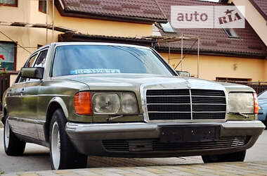 Седан Mercedes-Benz S-Class 1980 в Львові