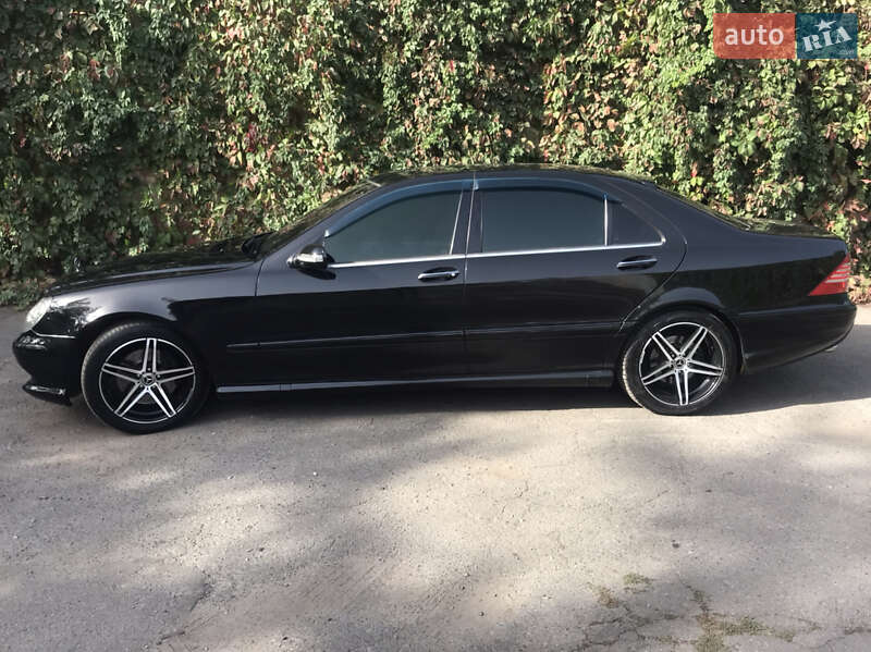 Седан Mercedes-Benz S-Class 2003 в Кривому Розі