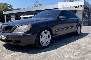 Седан Mercedes-Benz S-Class 2001 в Оратові