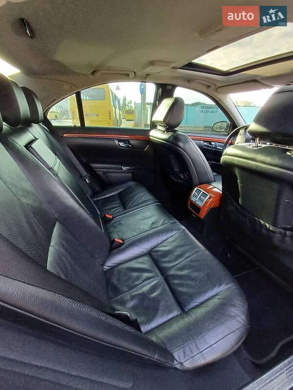 Седан Mercedes-Benz S-Class 2005 в Киеве