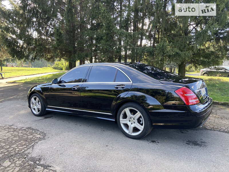 Седан Mercedes-Benz S-Class 2006 в Рівному