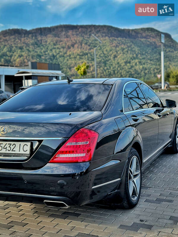 Седан Mercedes-Benz S-Class 2012 в Хусте