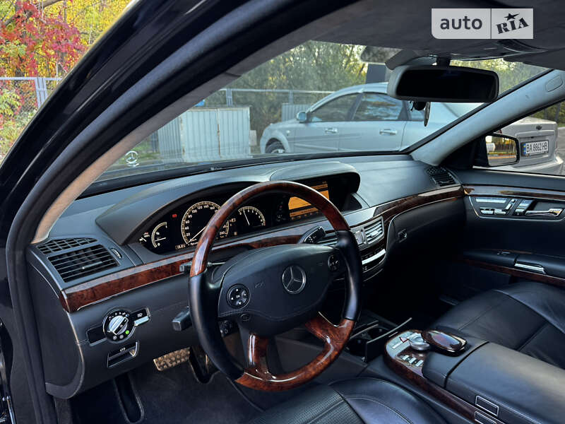 Седан Mercedes-Benz S-Class 2007 в Днепре