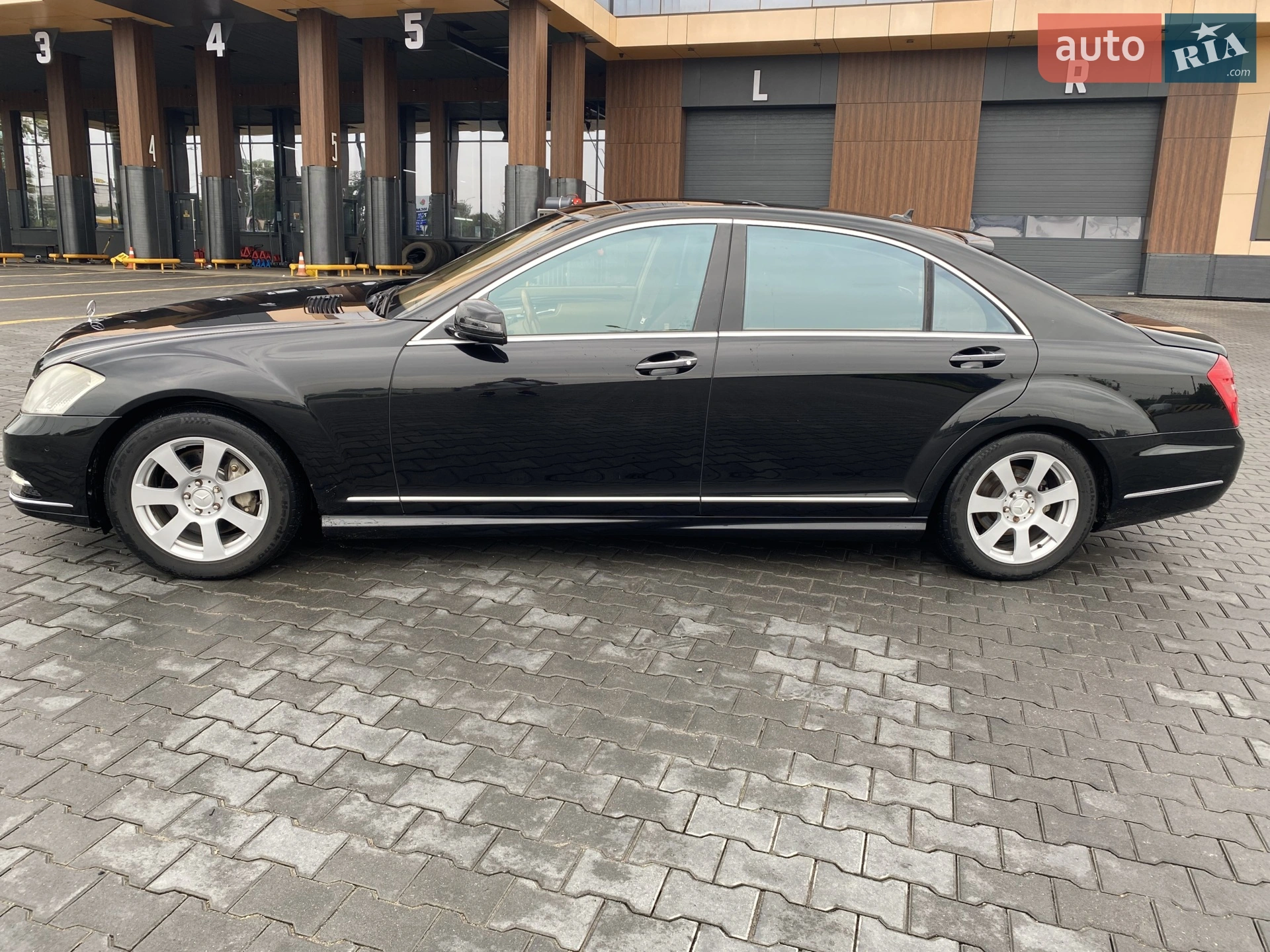 Mercedes-Benz S-Class 2007 VIN WDDNG71X37A126384 фото оголошення 3 з 13