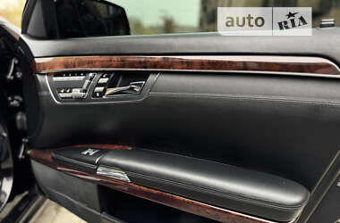 Седан Mercedes-Benz S-Class 2006 в 