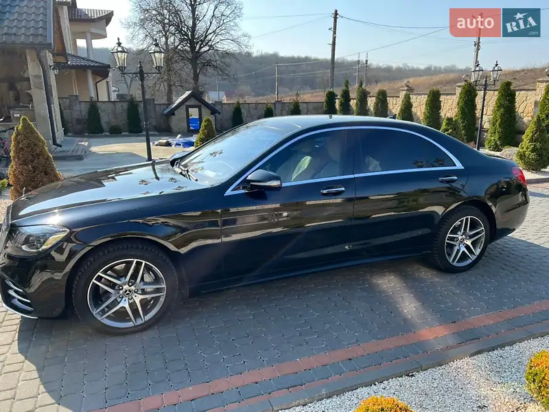 Mercedes-Benz S-Class