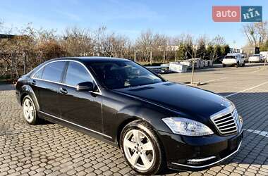 Седан Mercedes-Benz S-Class 2010 в Львові