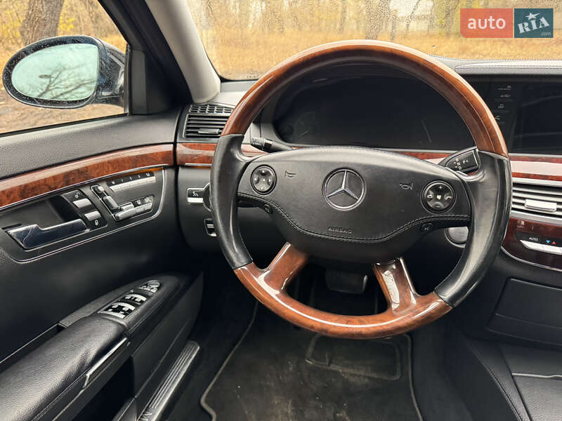Седан Mercedes-Benz S-Class 2008 в Харкові
