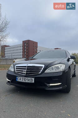 Седан Mercedes-Benz S-Class 2010 в Києві