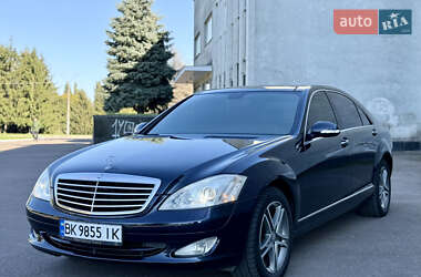 Седан Mercedes-Benz S-Class 2007 в Рівному