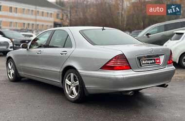 Седан Mercedes-Benz S-Class 2004 в 