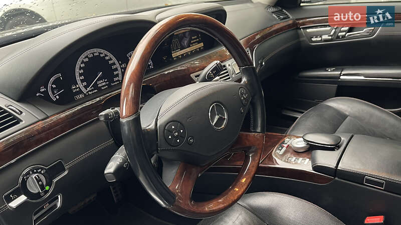 Седан Mercedes-Benz S-Class 2010 в Одессе